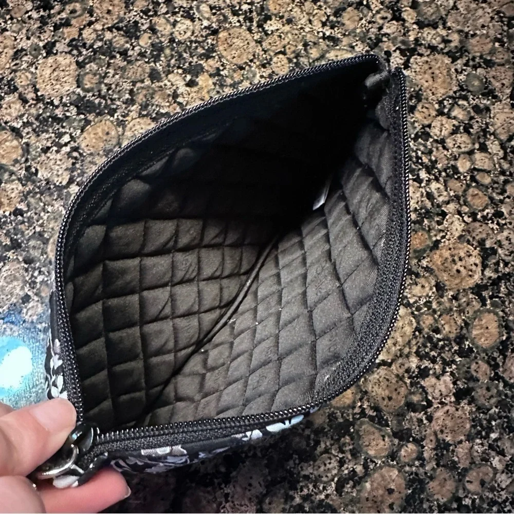 Vera Bradley Cosmetic Case zipper black/white quilted pouch
